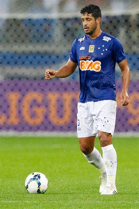 Para Levar O Título Domingo Cruzeiro Tem Que Quebrar Tabu Contra O Grêmio
