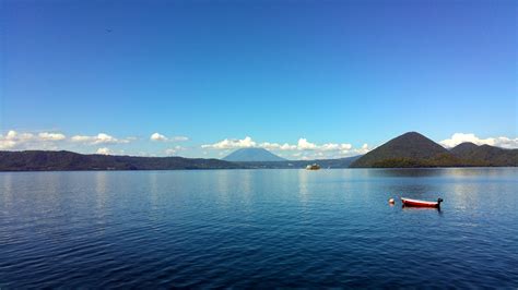 Lake Toya And Showashinzan Hokkaido Visions Of Travel
