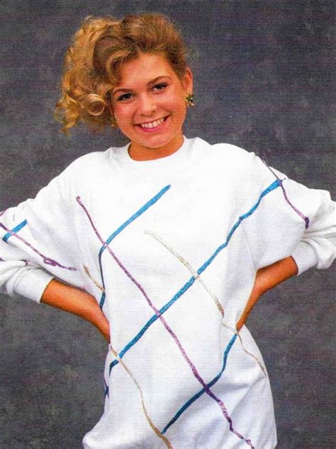 Cool Pics That Defined The 1980s Fashion Trends Of Teenage