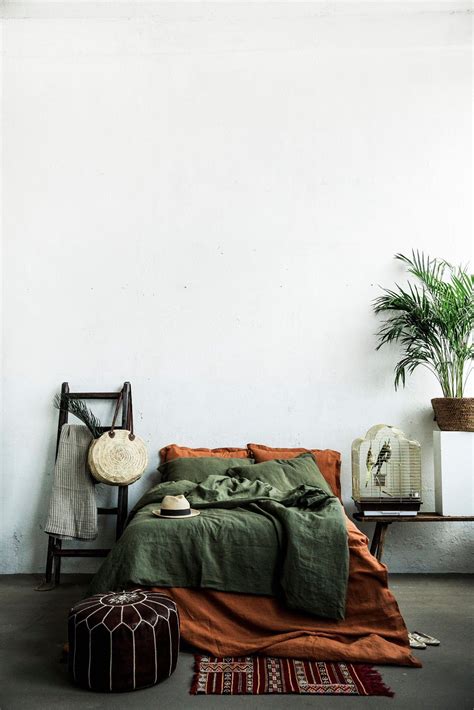 You can easily create this colour trend by simply switching up some home accessories. FREE SHIPPING/ FULL set of Linen bedding/burnt orange ...
