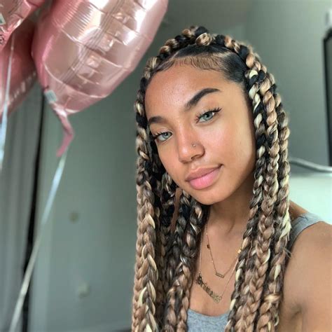 Pretty females cute hairstyles hair goals new hair girlfriends feminine long hair styles makeup baddies. Pin on hair