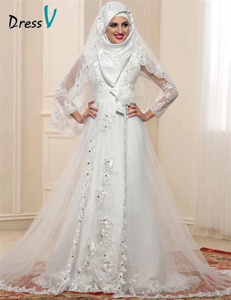 Sheer Long Sleeve Muslim Wedding Dresses 2017 Hijab High Neck Applique
