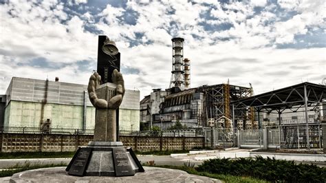 The Real Story Of Chernobyl The Worst Nuclear Disaster In History