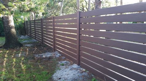 Horizontal Back Yard Fence | Vinyl fence, Wood grain vinyl fence, Fence