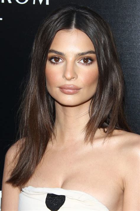 Earlier this year, ratajkowski told allure that she'd never dyed her hair and that she had never, ever tried short hair. Emily Ratajkowski's Hairstyles & Hair Colors | Steal Her Style