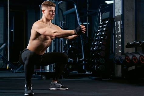 20 Best Calisthenics Leg Exercises And Workout Routine