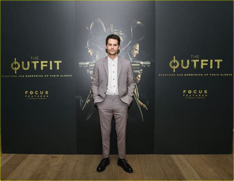 Dylan O Brien Zoey Deutch Premiere The Outfit In Nyc Photo