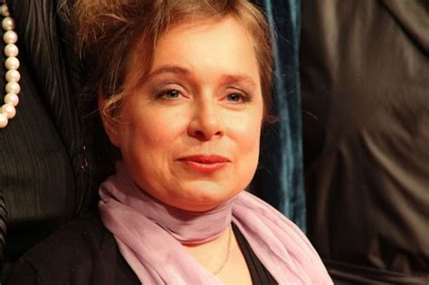 Tusenvis av nye, høykvalitetsbilder legges til daglig. Poze Christine Urspruch - Actor - Poza 5 din 11 - CineMagia.ro