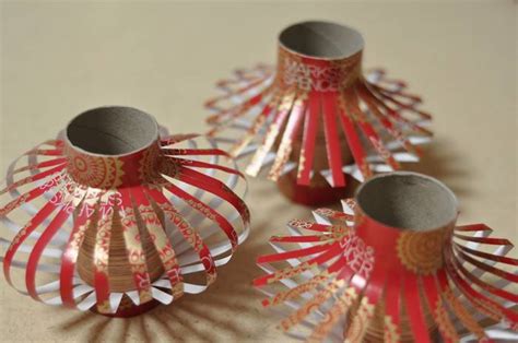Kemudian potong bambu sesuai dengan kebutuhan. Cara Membuat Lampion dari Botol Bekas untuk Dekorasi Imlek ...