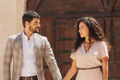 Hercai kamera arkası görüntüleri, özel videoları ve çekimlerden özel kesitlerin tamamı atv.com.tr'de… Hercai dizisine yeni oyuncu