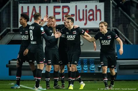 👌 officieel account 📸 foto's 🎥 filmpjes 👀 achter de schermen 📺 volg ons ook op tiktok!👇 vm.tiktok.com/zspppgra. AZ verslaat ook FC Utrecht