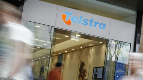 telstra subcontracting tradies warned they face 600m court bill au — australia s