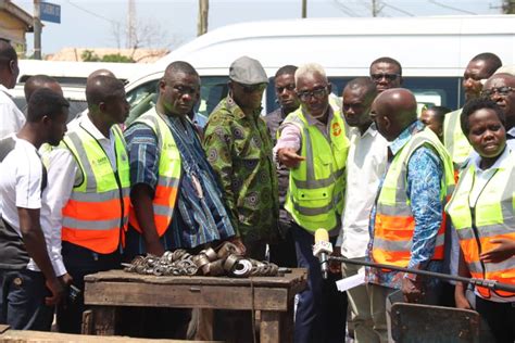 Local Government Minister Inspects Ongoing Desilting Works On Local