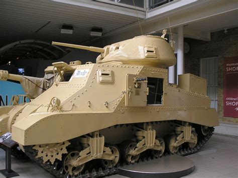 World War Ii Military Force M3 Leegrant Medium Tank