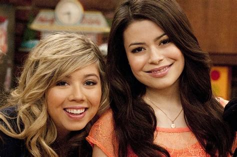 Icarly is upcoming american comedy streaming television series based on the original series of the same name. iCarly, il reboot e di come non ci sarà un personaggio ...