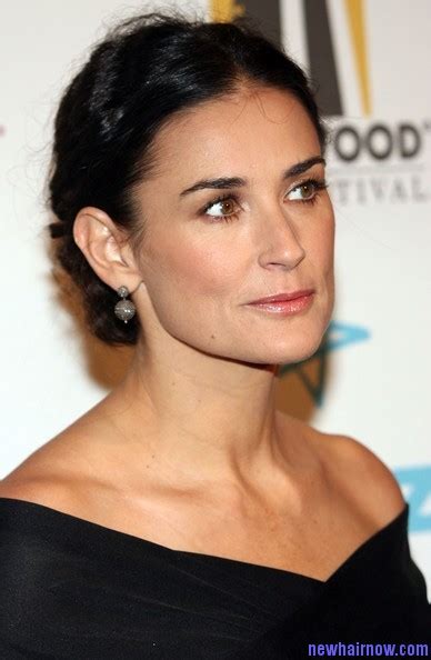 Demi moore hairstyles haircuts short iconic most pixie bob 1989 years celebrity redbookmag 90s bangs bed head actresses glorious cuts. Demi Moore - Short Hairstyle - New Hair Now