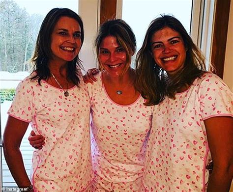 Savannah Guthrie Jenna Bush Hager And Siri Daly Enjoy A Weekend Away Upstate Daily Mail Online