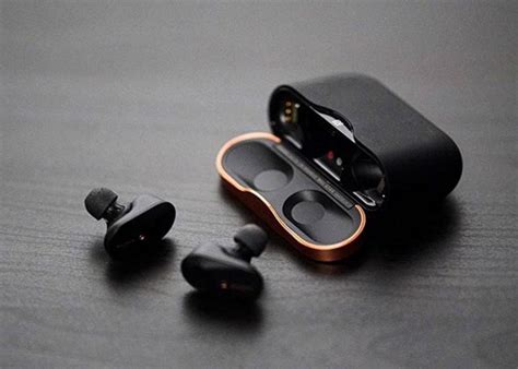 The 15 Best Noise Cancelling Earbuds In 2024