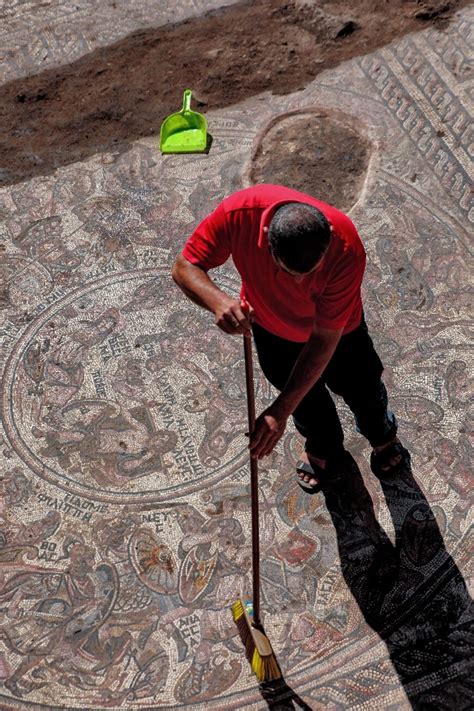 Syria Unearths Stunning Roman Era Mosaic Al Monitor Independent