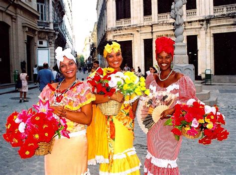 How Cuban Traditions Work Cuban Dress Cuban Outfit Cuba Fashion