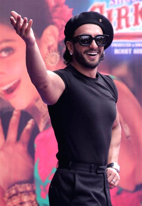 Ranveer Singh Reveals How He Shot Scene Of Getting Electric Shock In Cirkus