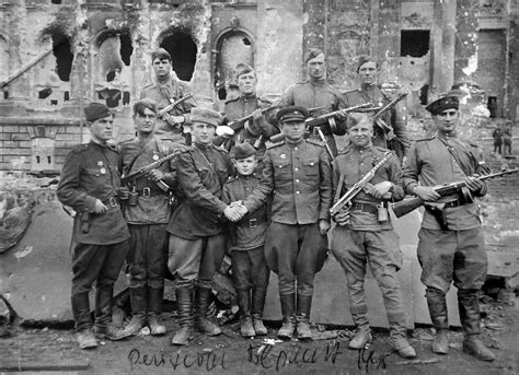 Russian Soldiers Outside The Reichstag Berlin 1945 1844x1335 R