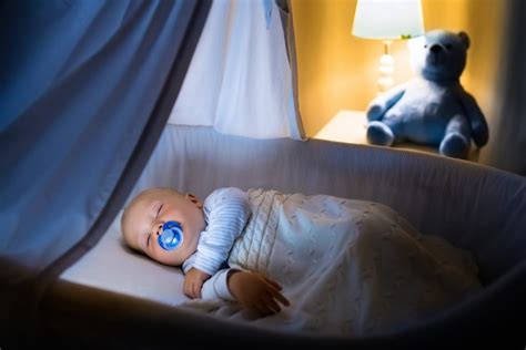 Help your baby learn how to sleep without any crying or frustration whatsoever. Baby & sleeping: part 2. Breastfeeding, Cry it out & Baby ...
