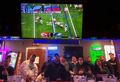 Peacock Reaches Sports Streaming Deal For Bars Restaurants