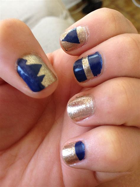 Nail ideas was simple ideas or art for paint the finger or toe nails. blue and gold nails | Cute nails, Gold nails, Nails