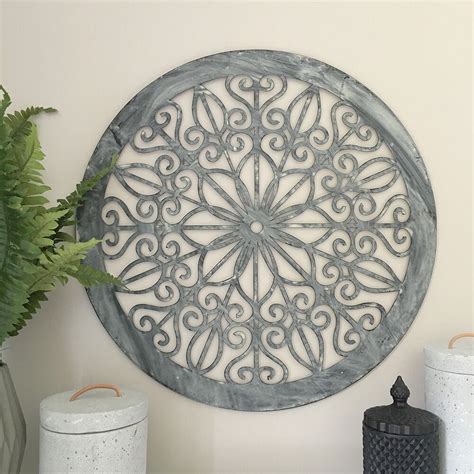 Aluminum decorative panel for privacy screening, fencing panel or simply for hanging on a wall for some added decor. Decorative Round Metal Wall Panel/Garden Art/Screen/Wall Decor Sculpture Outdoor | eBay