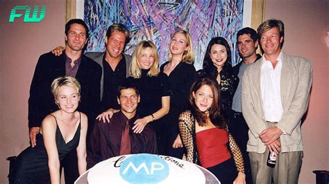 Melrose Place Cast Reunites In Home With Heather Locklear Fandomwire