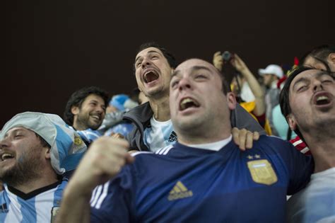 Argentina Soccer Fans Celebrate Cup Final Berth Daily Mail Online