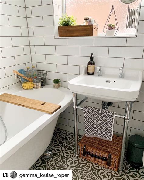 The 2020 bathroom trends you don't want to miss. Small Bathroom Trends 2020: Photos And Videos Of Small ...