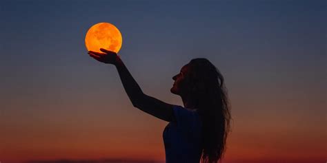 Superluna De Fresa Cuándo Es La Luna Llena De Junio 2023 Y Qué Implica