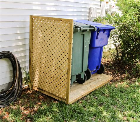 Diy Way To Hide Your Trash Cans Woodworking Plans Diy Privacy