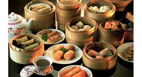 Located in chicago district, visitors can enjoy young's restaurant's flavorful chinese cuisine on its own, or season their dish with a splash of soy sauce. Chinatown Food Tour - Chicago Chinatown Tour
