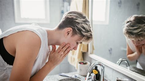 Why Good Hygiene Is A Form Of Self Care According To Experts