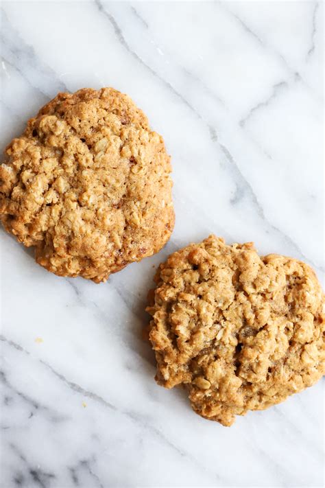 Thick And Chewy Oatmeal Cookies Golden Barrel