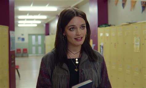 Exclusive Emma Mackeys Maeve Wiley Will Not Appear In “sex Education