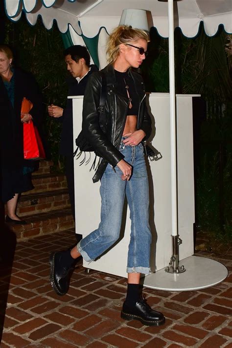Stella Maxwell Shows Off Her Flat Abs As She Steps Out For Dinner In