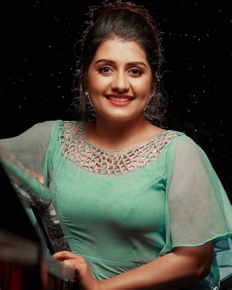 Sarayu Mohan Photos Pictures Latest Images Stills Of Sarayu Mohan