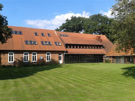 29 wohnungen in stuhr ab 530 €. EINMALIGES TRAUMANWESEN IN STUHR-HEILIGENRODE - Axel ...