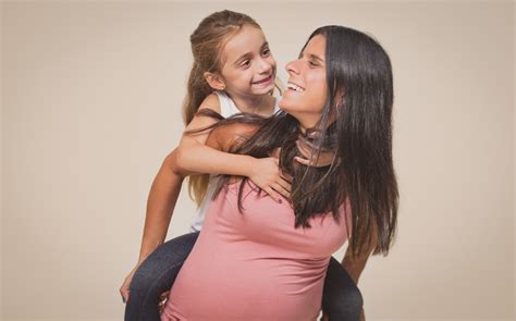 Tips Para La Llegada Del Hermanito Hermanas Maternidad Estilo De Vida