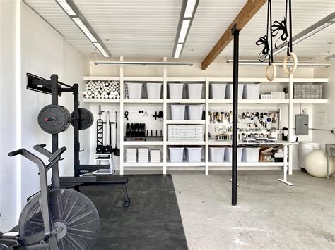 Create Your Own Home Gym In Your Garage Garage Ideas