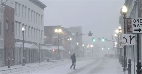 March snowstorm blasts Midwest, Northeast