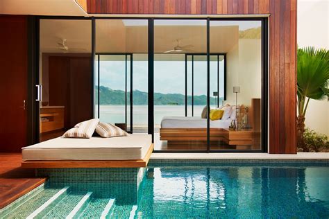 Kee Hua Chee Live Oneandonly Hayman Island Opens In