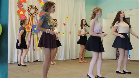Fantastic Beautiful Schoolgirls On The Scene Russia Youtube