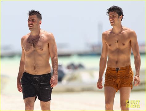 Photo Zachary Quinto Miles Mcmillan Mexican Beach Vacation Photo