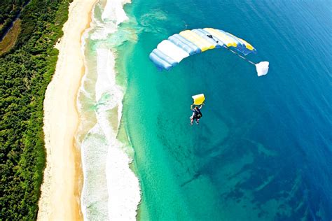 5 Best Places To Go Skydiving In Sydney Man Of Many