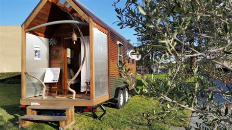 What Dominique Moodys Tiny Nomad House Says About The Environment
